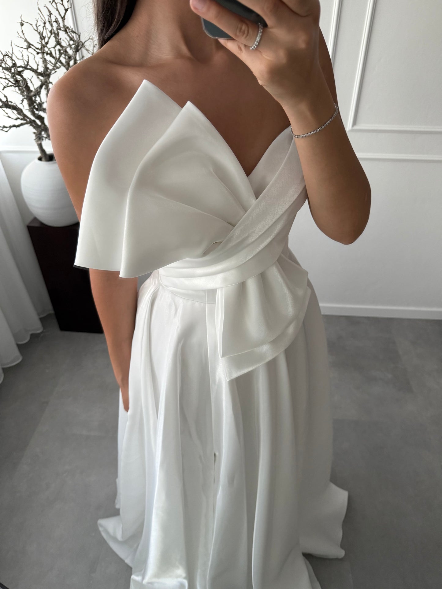 MIRA DRESS